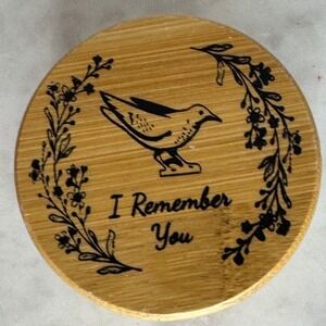 LitJoy Crate Keepsake Box Magnetic Closure Wooden Round I Remember You 2"‎